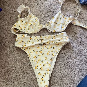 NWOT Abercrombie & Fitch lemon bikini bathing suit